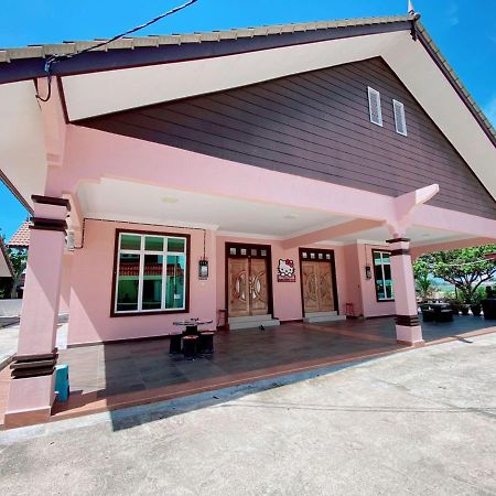 Hellokitty House - Unit 1 Villa Kuala Terengganu Exterior foto
