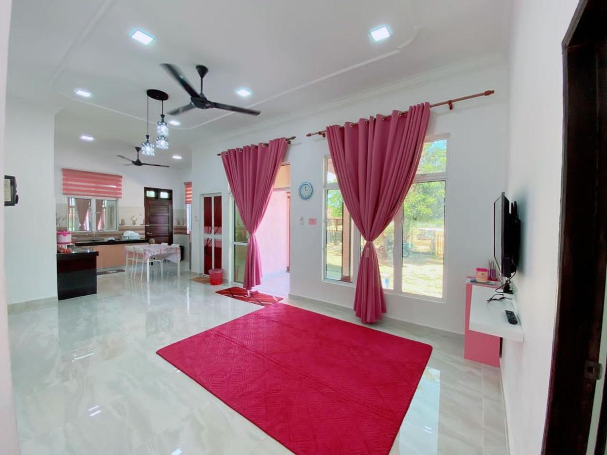 Hellokitty House - Unit 1 Villa Kuala Terengganu Exterior foto