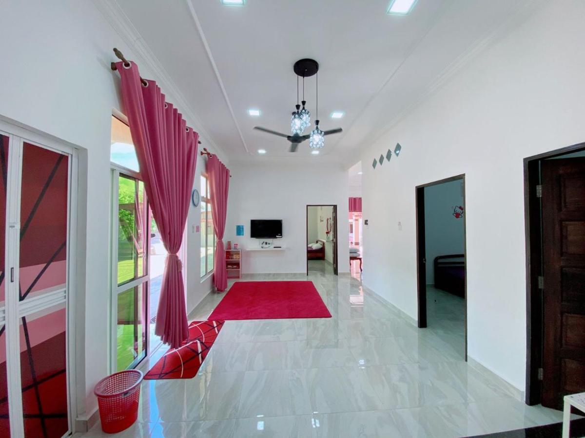 Hellokitty House - Unit 1 Villa Kuala Terengganu Exterior foto
