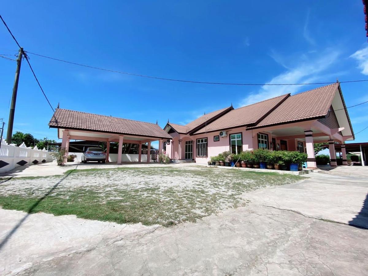 Hellokitty House - Unit 1 Villa Kuala Terengganu Exterior foto