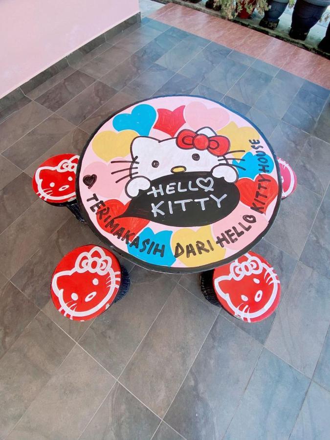 Hellokitty House - Unit 1 Villa Kuala Terengganu Exterior foto