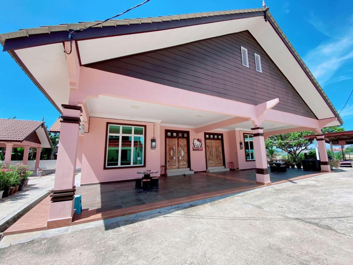 Hellokitty House - Unit 1 Villa Kuala Terengganu Exterior foto